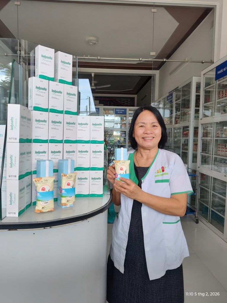 Ladysofts - Làm sạch dịu nhẹ.